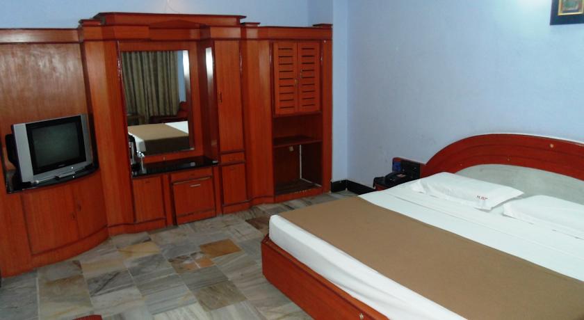 Hotel Bhimas Paradise